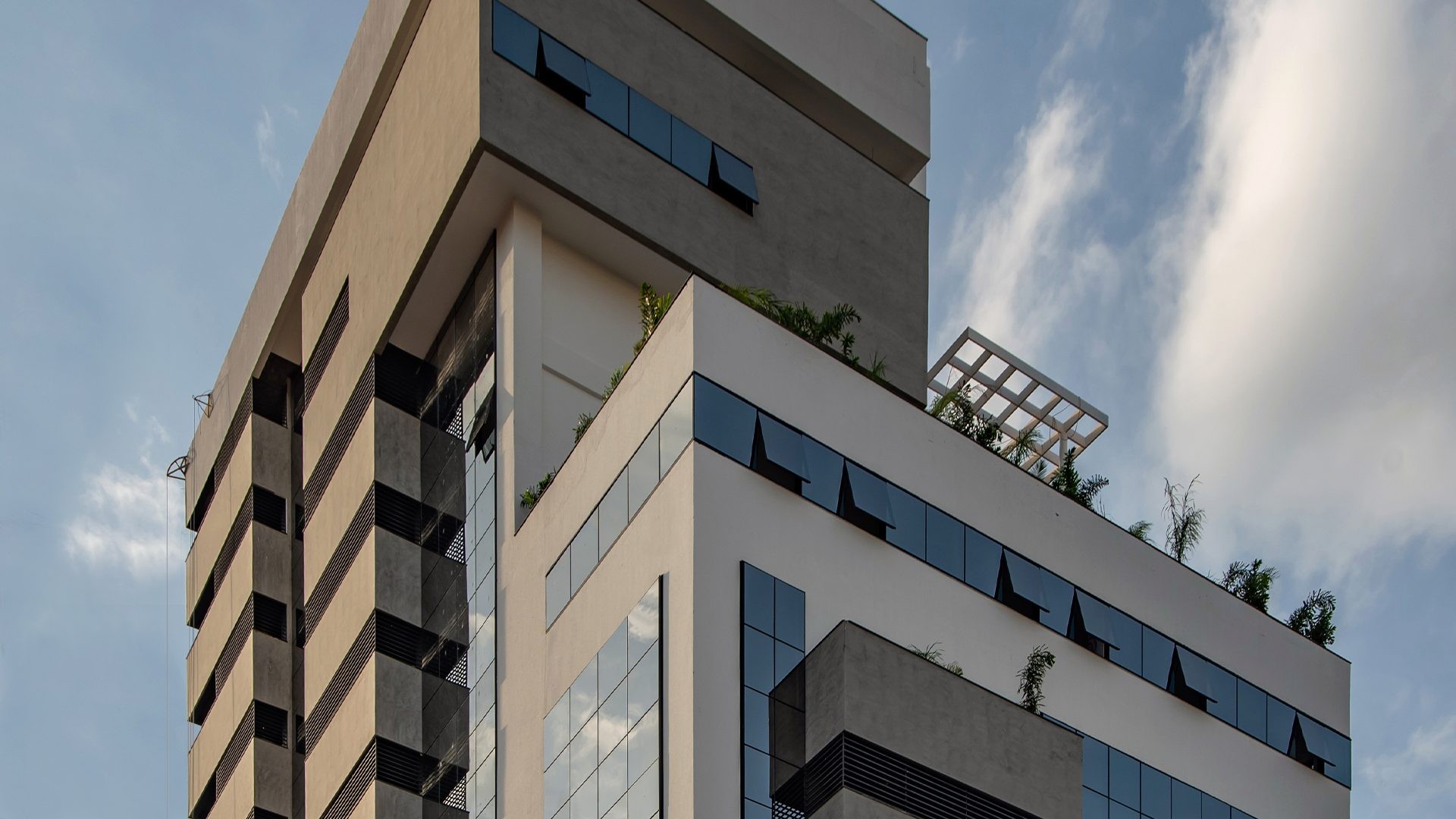 Edifício Península Ecobusiness - foto 1